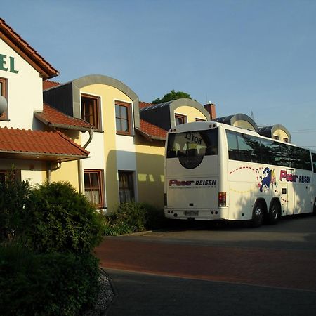 Landhotel Dresden Exteriör bild