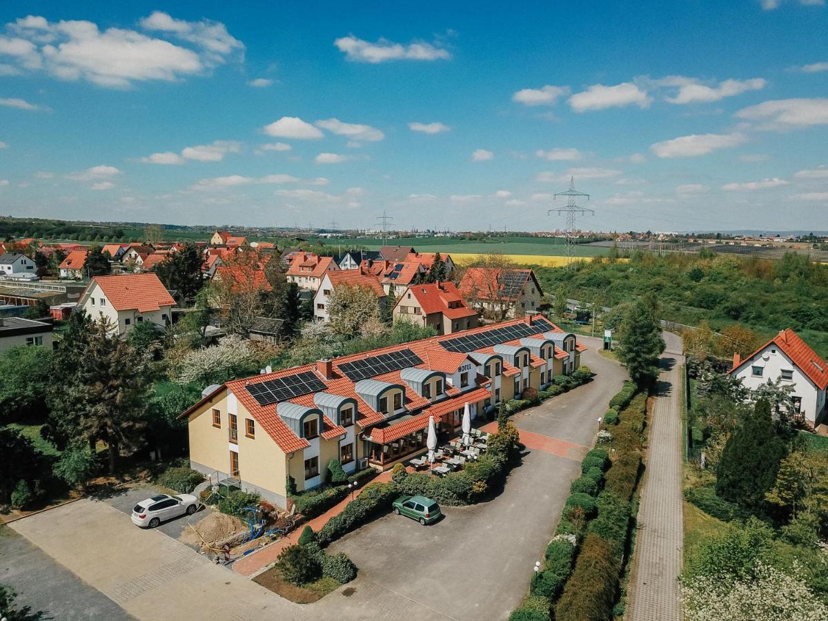Landhotel Dresden Exteriör bild